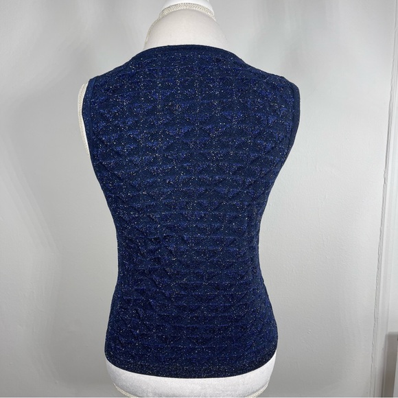 St. John Metallic Diamond Lace Knit Cardigan and Tank Top Set… - Picture 4 of 16